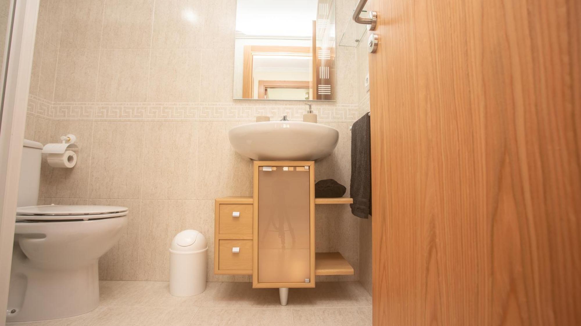 Apartamento En El Centro Con Plaza De Garaje A Guarda Extérieur photo